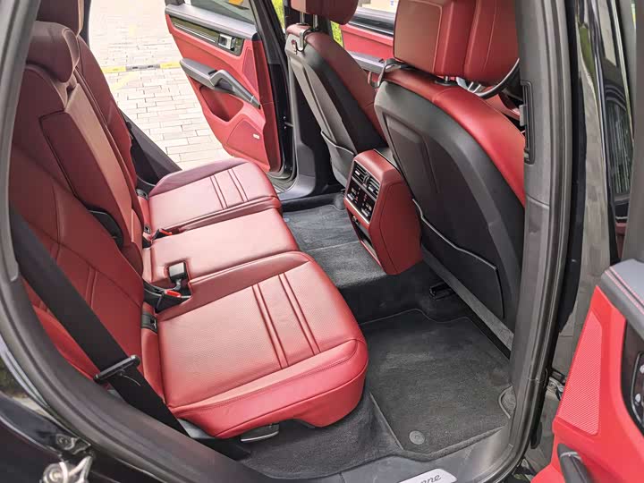 Фото 34 - Porsche Cayenne