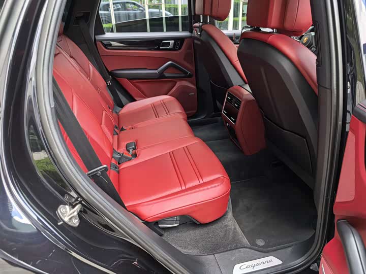 Фото 40 - Porsche Cayenne