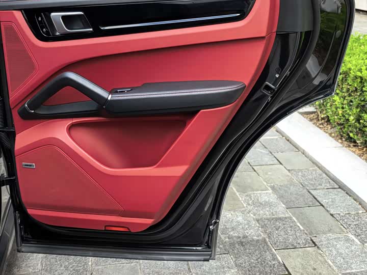 Фото 45 - Porsche Cayenne