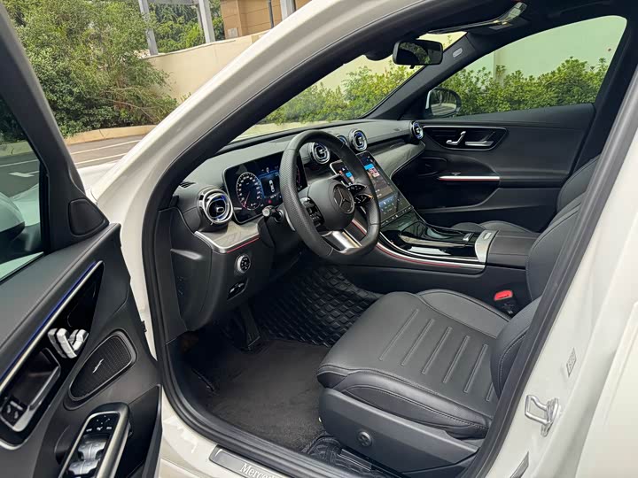 Фото 4 - Mercedes-Benz C-Class