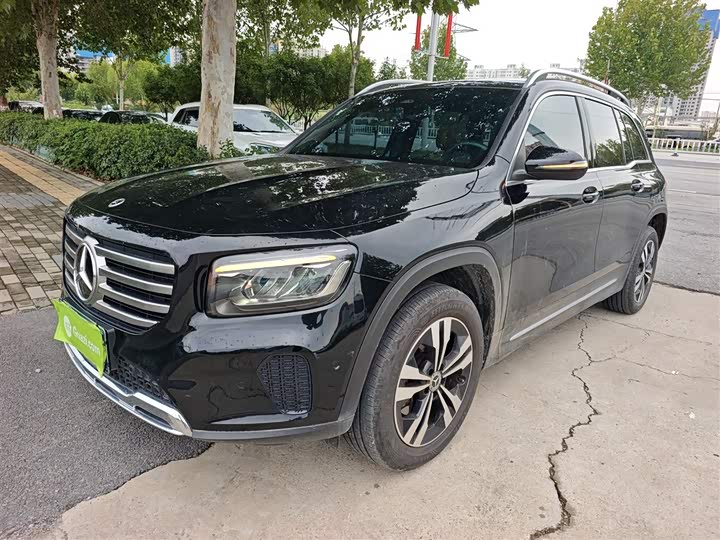 Фото 1 - Mercedes-Benz GLB-Class