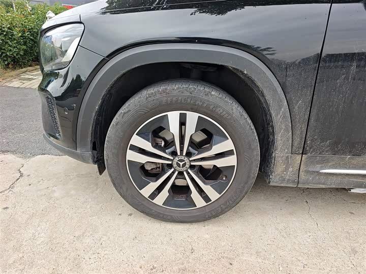 Фото 23 - Mercedes-Benz GLB-Class