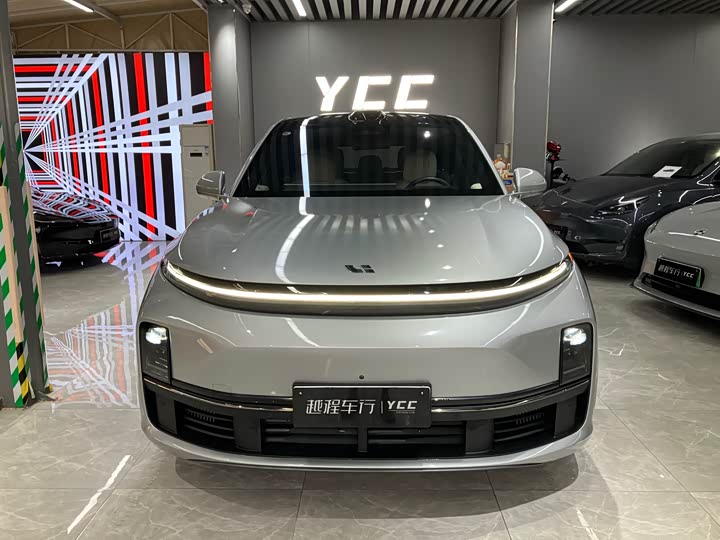 Фото 2 - LiXiang L7