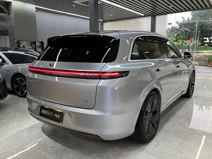 Фото 4 - LiXiang L7