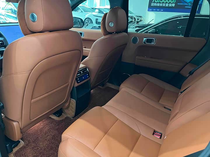 Фото 8 - LiXiang L6