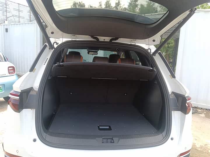 Фото 19 - BYD Song Pro Hybrid