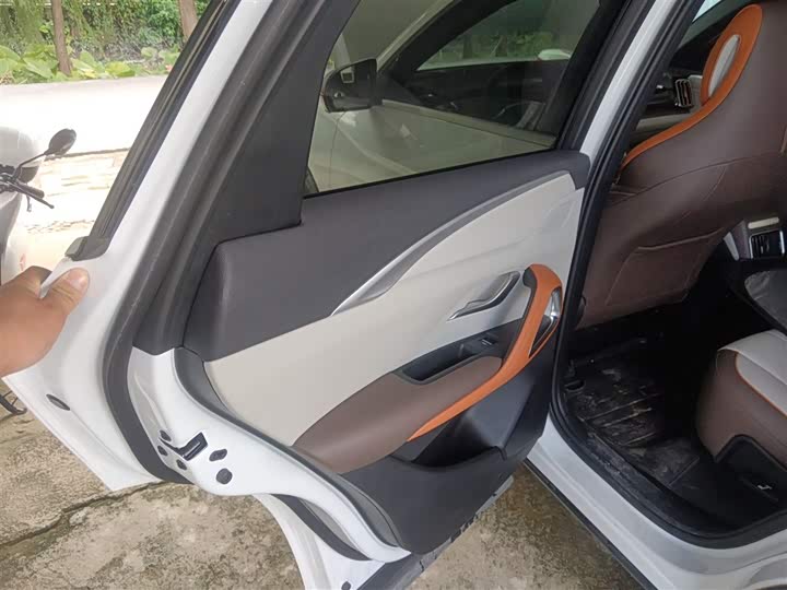 Фото 29 - BYD Song Pro Hybrid