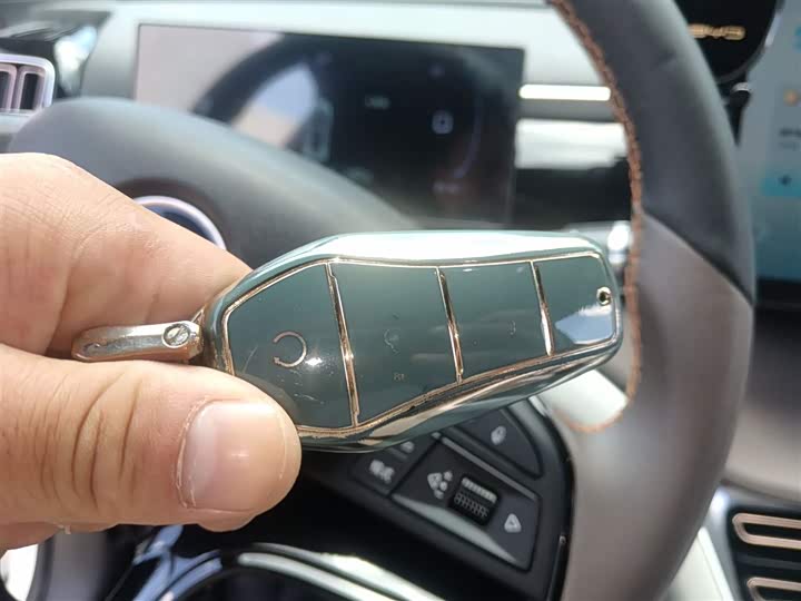 Фото 9 - BYD Song Pro Hybrid