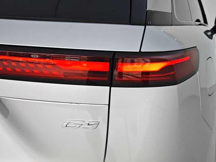 Фото 12 - XPeng G9