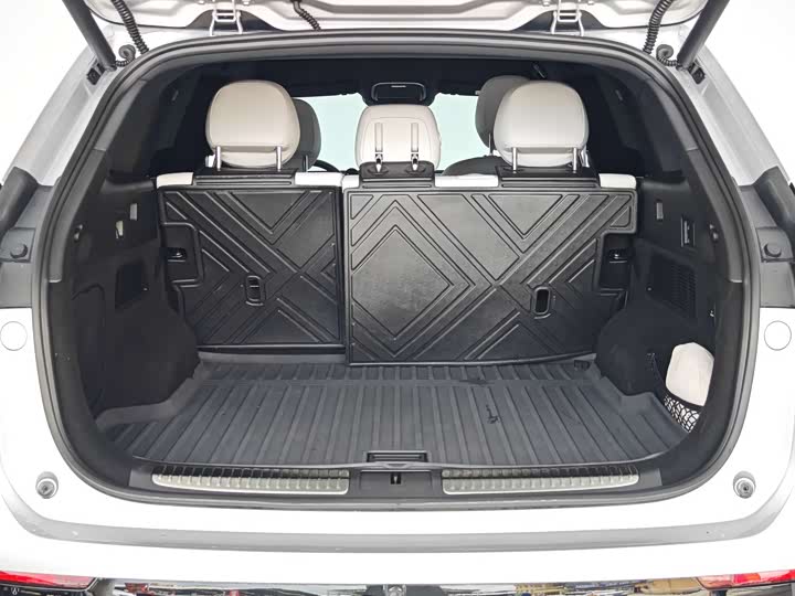 Фото 21 - XPeng G9