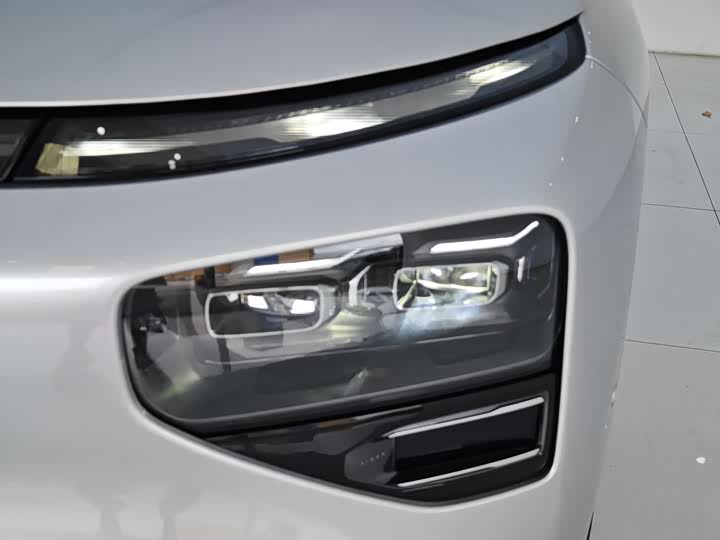 Фото 27 - XPeng G9