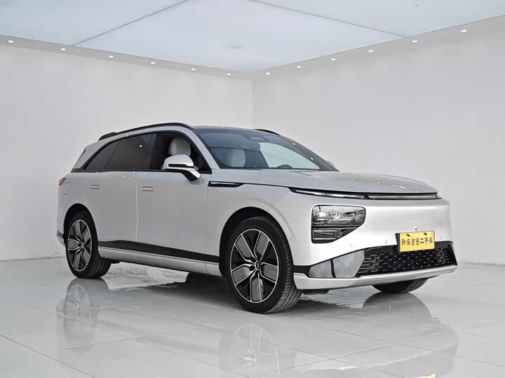 Фото 3 - XPeng G9