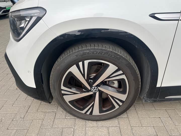 Фото 2 - Volkswagen ID.6 Crozz