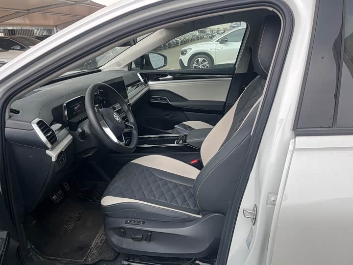 Фото 3 - Volkswagen ID.6 Crozz