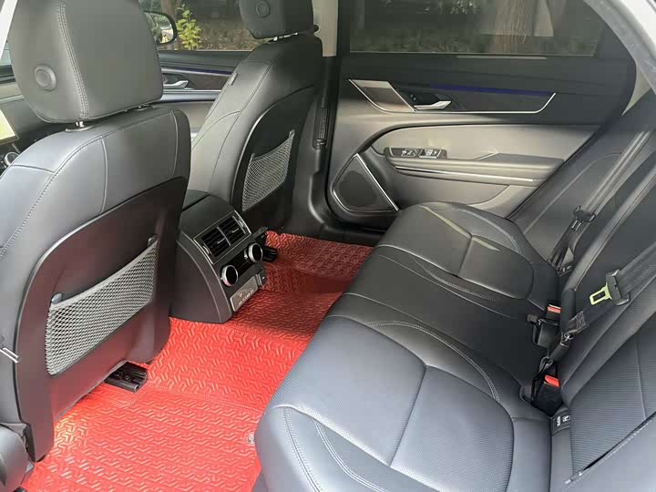 Фото 7 - Jaguar XF L