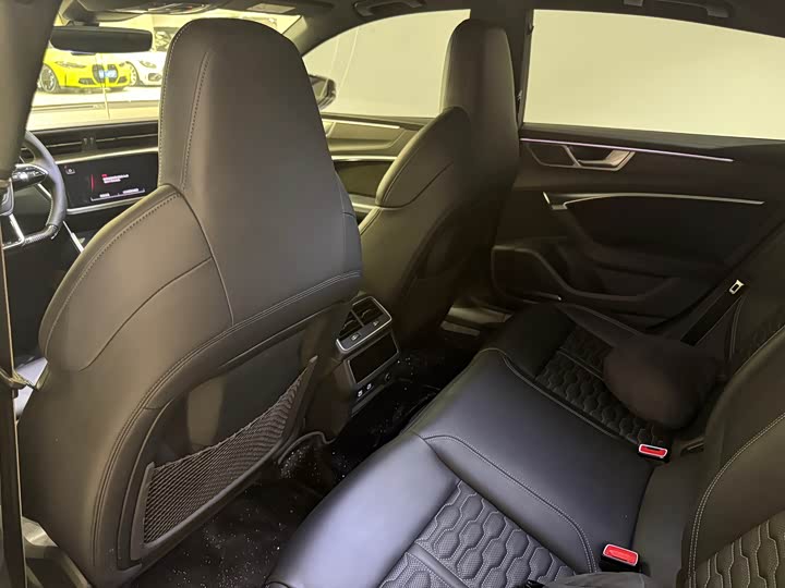 Фото 8 - Audi RS 7