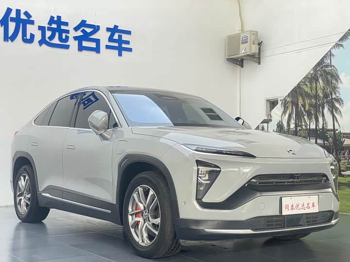 Фото 3 - Nio EC6