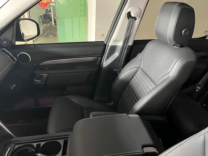 Фото 10 - Land Rover Discovery