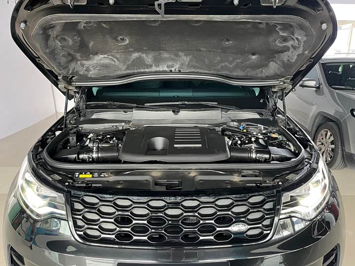 Фото 22 - Land Rover Discovery