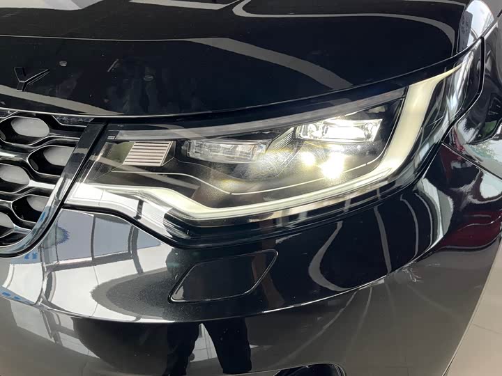 Фото 24 - Land Rover Discovery