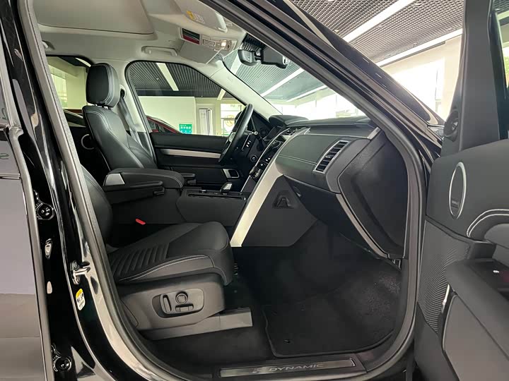 Фото 25 - Land Rover Discovery