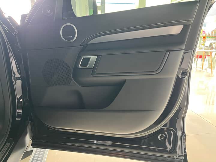 Фото 27 - Land Rover Discovery