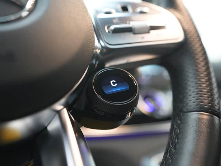 Фото 18 - Mercedes-Benz AMG GT