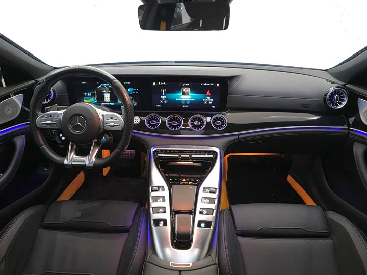 Фото 8 - Mercedes-Benz AMG GT