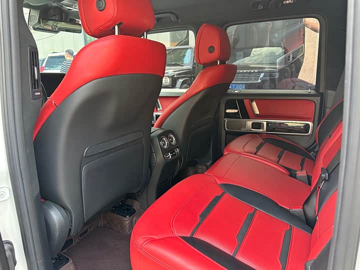 Фото 4 - Mercedes-Benz G-Class AMG