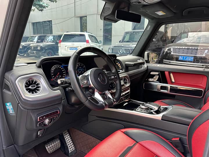 Фото 8 - Mercedes-Benz G-Class AMG