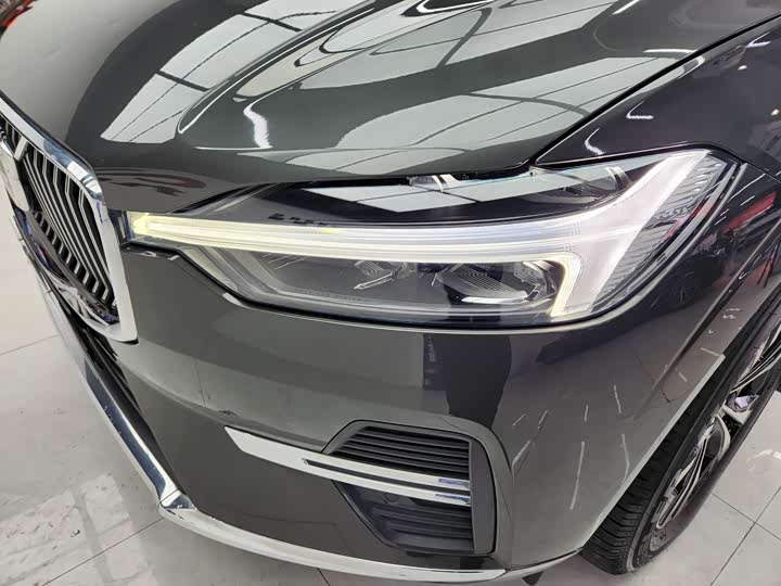 Фото 13 - Volvo XC60