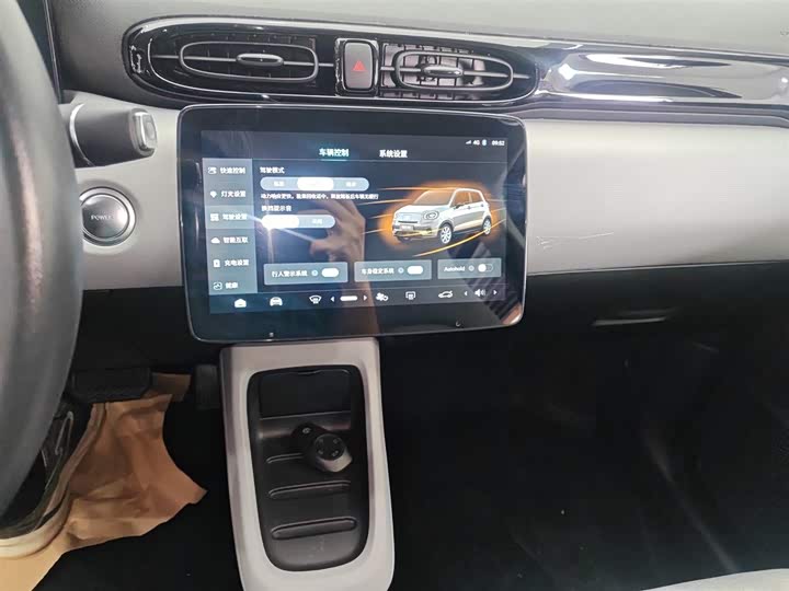 Фото 13 - Leapmotor T03