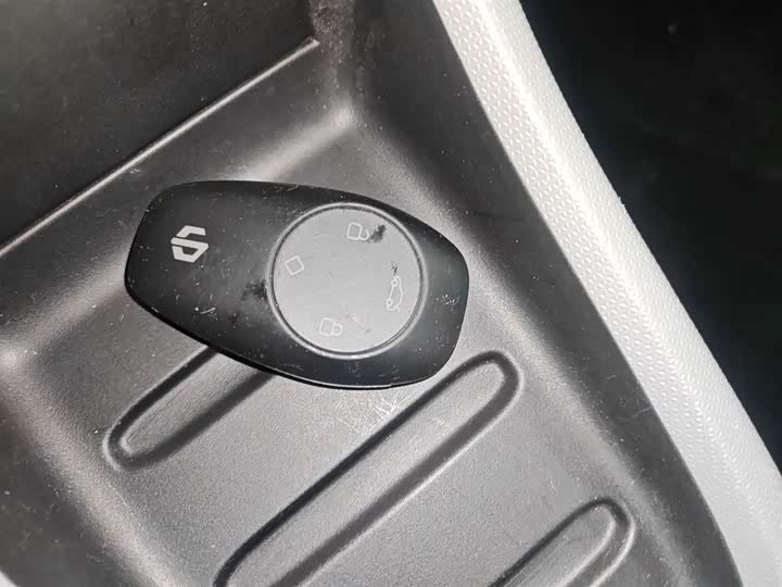 Фото 9 - Leapmotor T03