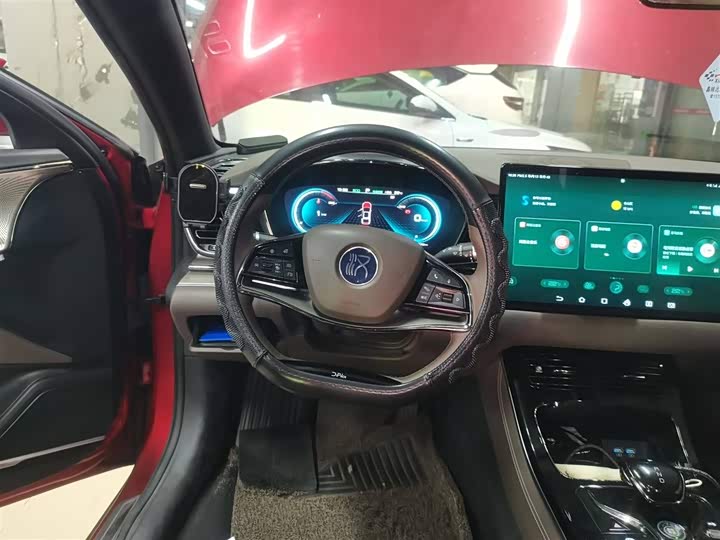 Фото 11 - BYD Han