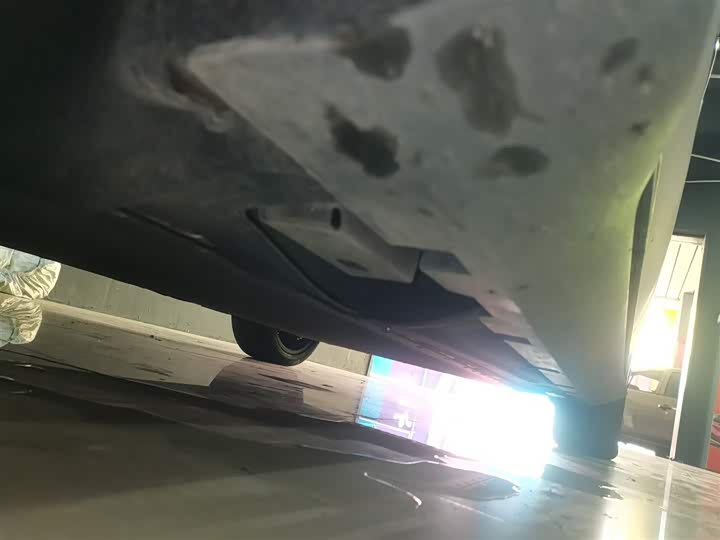 Фото 22 - BYD Han