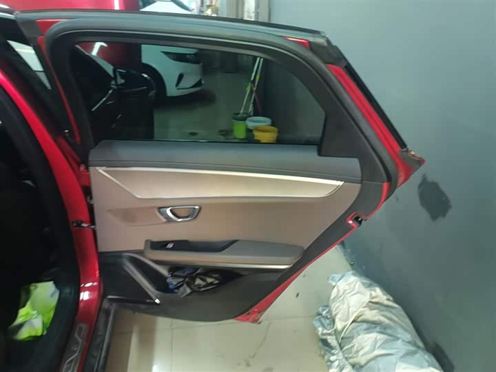 Фото 27 - BYD Han