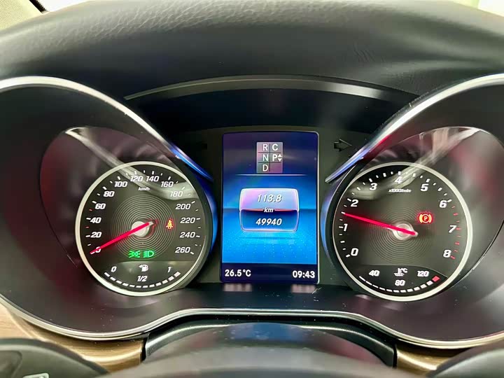 Фото 8 - Mercedes-Benz V-Class