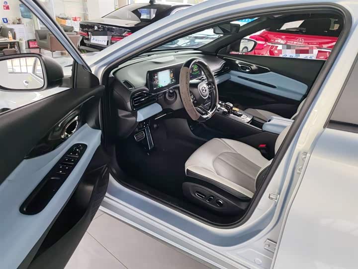 Фото 16 - GAC Trumpchi Empow R