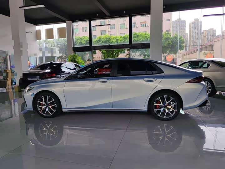 Фото 5 - GAC Trumpchi Empow R