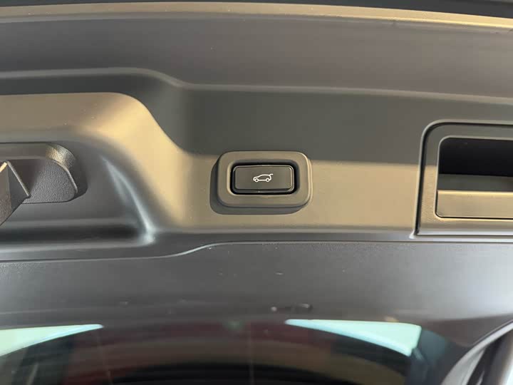 Фото 18 - Land Rover Range Rover Evoque L