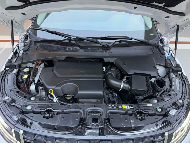 Фото 21 - Land Rover Range Rover Evoque L