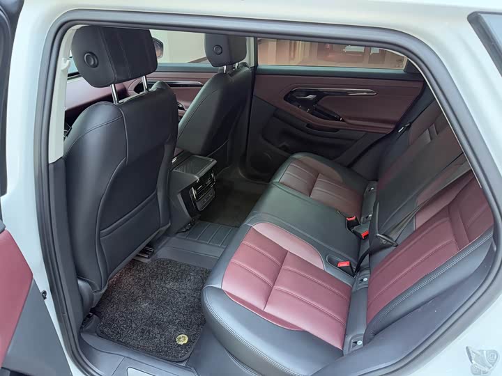 Фото 9 - Land Rover Range Rover Evoque L