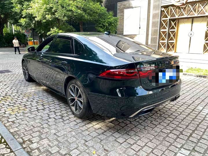 Фото 6 - Jaguar XF L