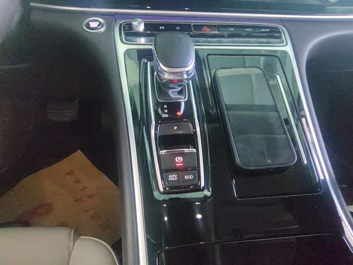 Фото 14 - GAC Trumpchi M8