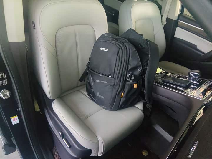 Фото 25 - GAC Trumpchi M8