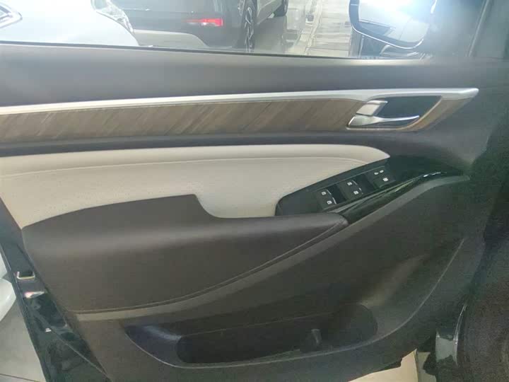 Фото 28 - GAC Trumpchi M8