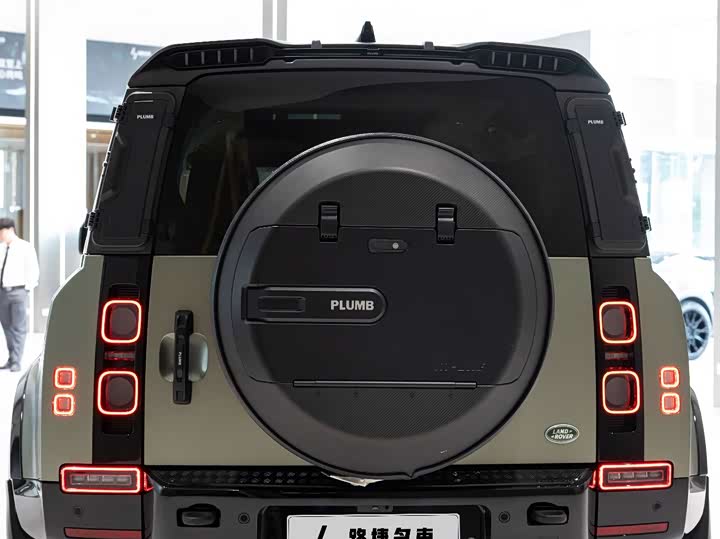 Фото 11 - Land Rover Defender