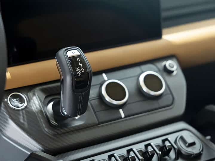 Фото 6 - Land Rover Defender