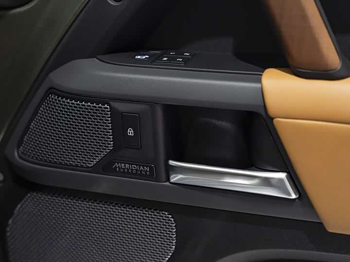 Фото 7 - Land Rover Defender