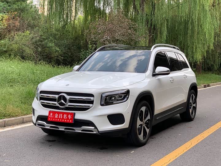 Фото 1 - Mercedes-Benz GLB-Class